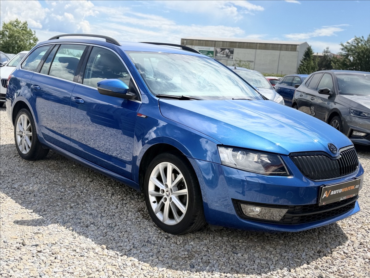 skoda-octavia-2-0-tdi-110kw-dsg-xenony - 2