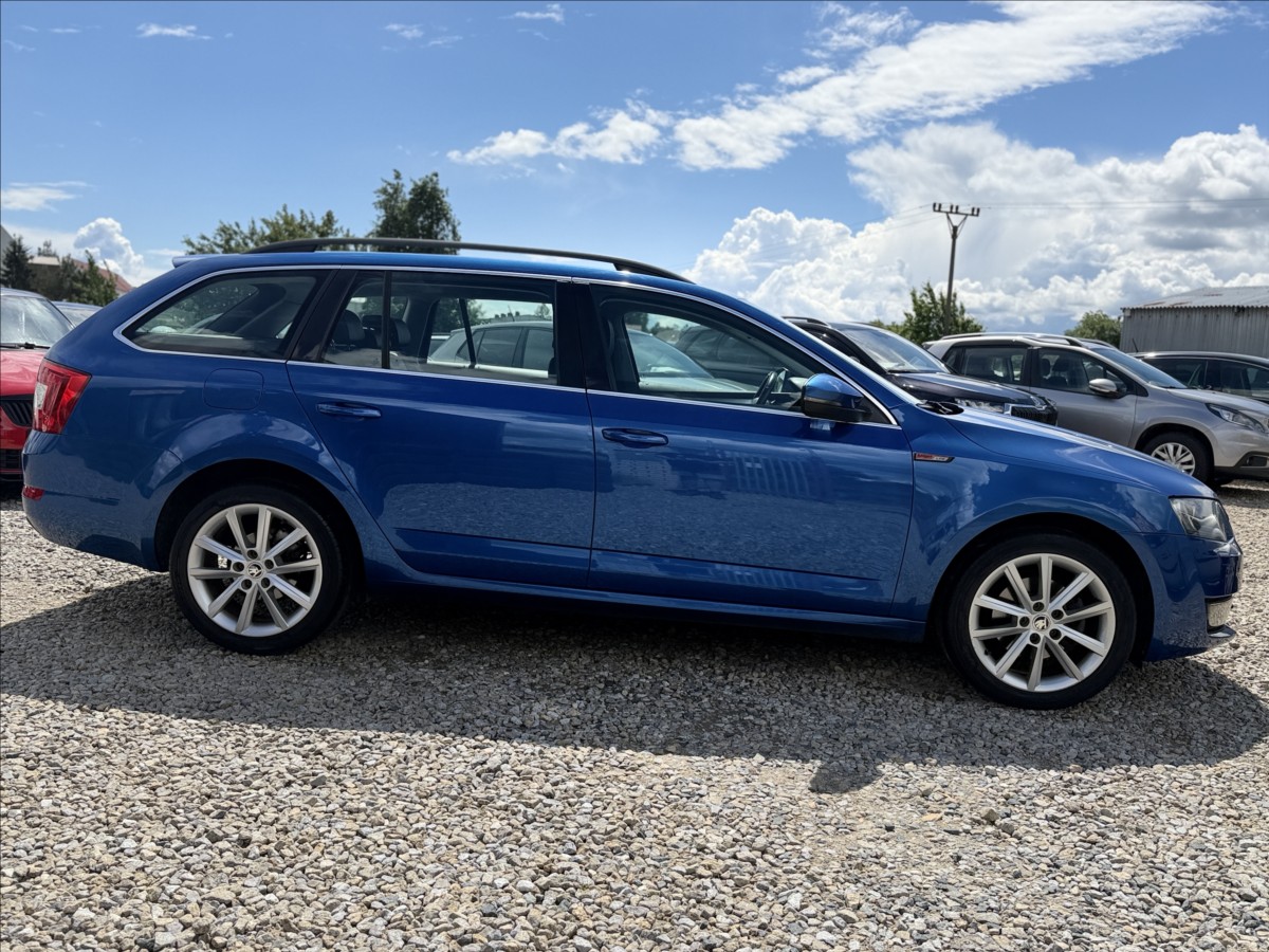 skoda-octavia-2-0-tdi-110kw-dsg-xenony - 3