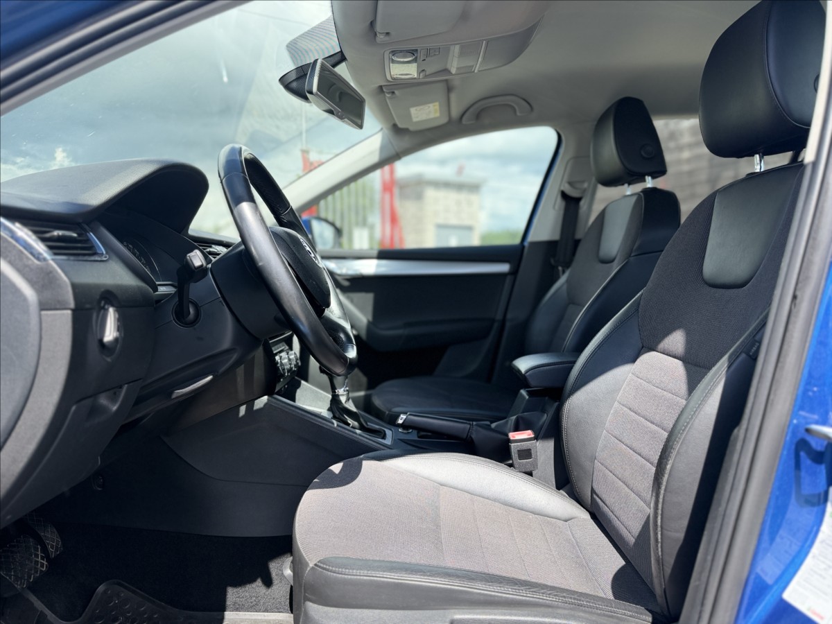 skoda-octavia-2-0-tdi-110kw-dsg-xenony - 8