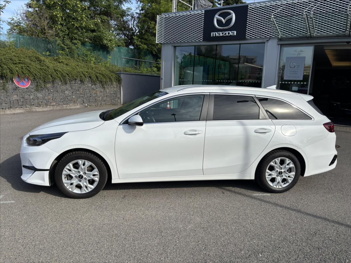 kia-ceed-1-5-tgdi-at-top-zaruka-kamera - 1