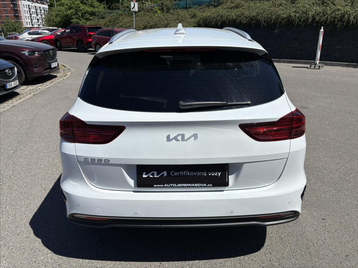 kia-ceed-1-5-tgdi-at-top-118kw-zaruka - 3