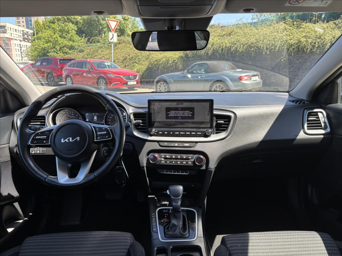kia-ceed-1-5-tgdi-at-top-118kw-zaruka - 8