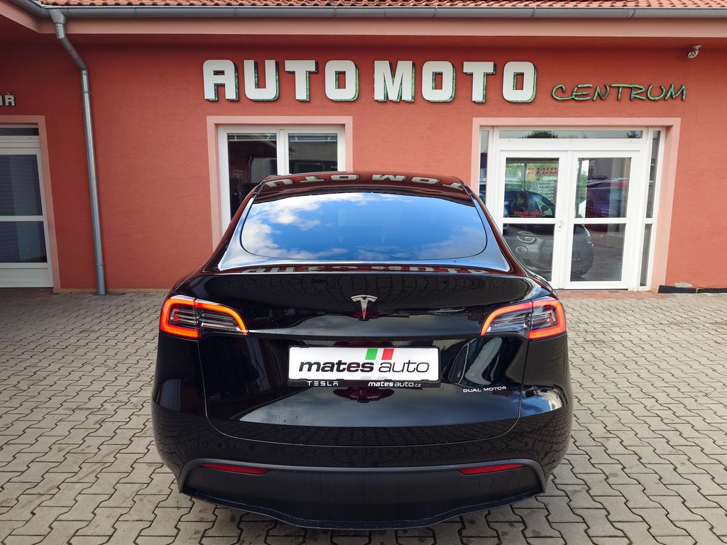 tesla-model-y-long-range-dual-motor-soh-93 - 7