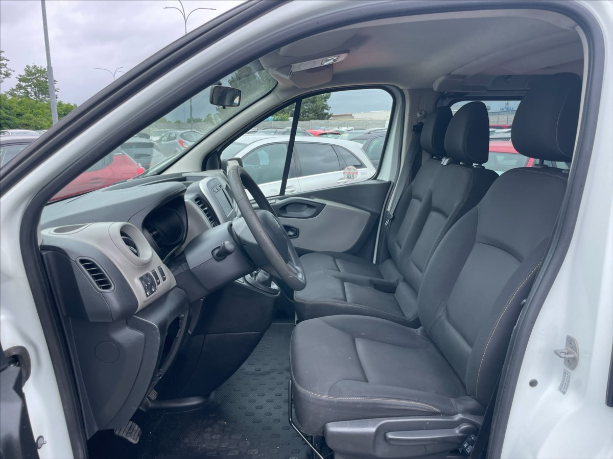 renault-trafic-1-6-dci-minibus - 7