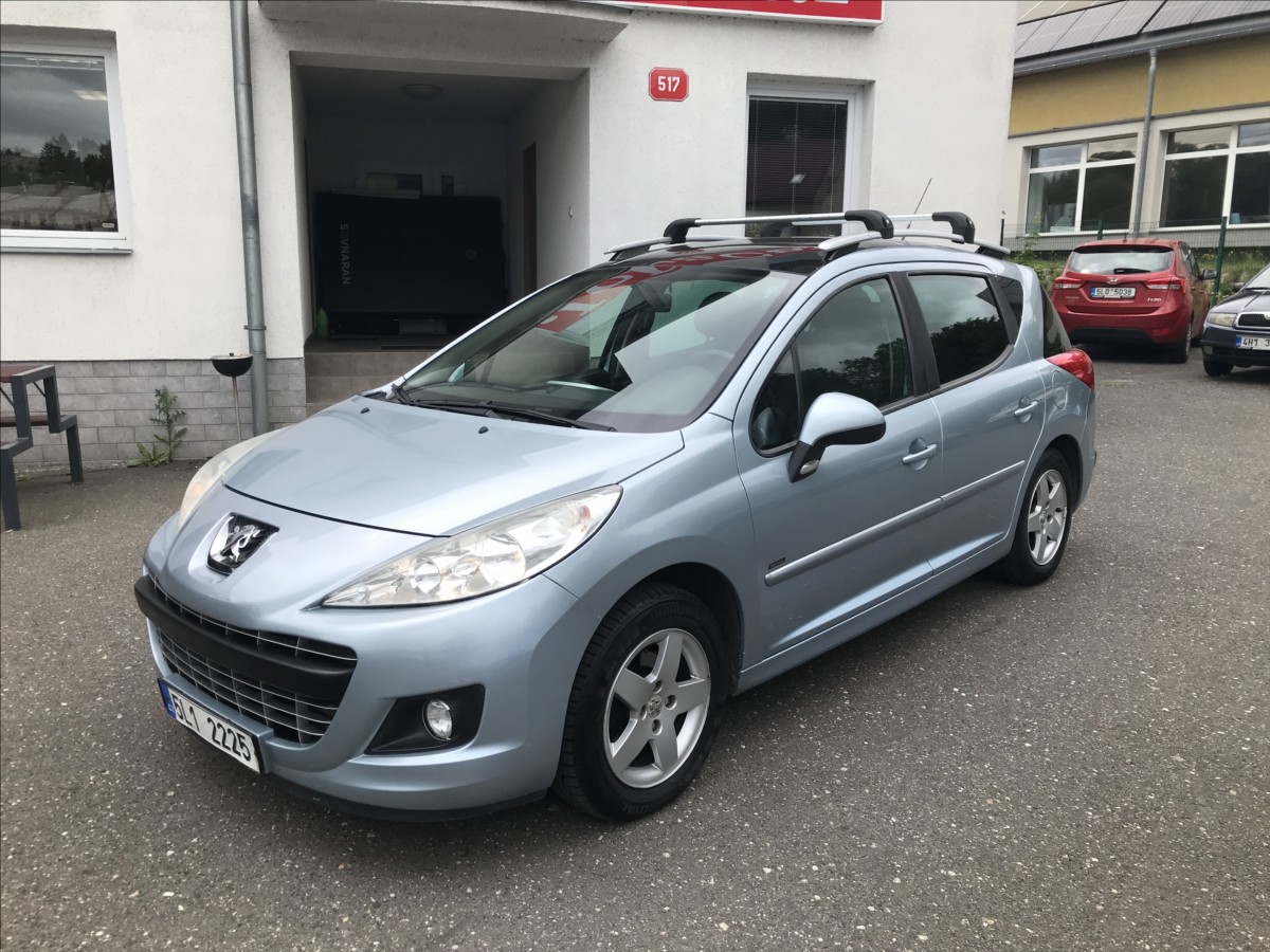 peugeot-207-1-4-i-sw-sportium - 2