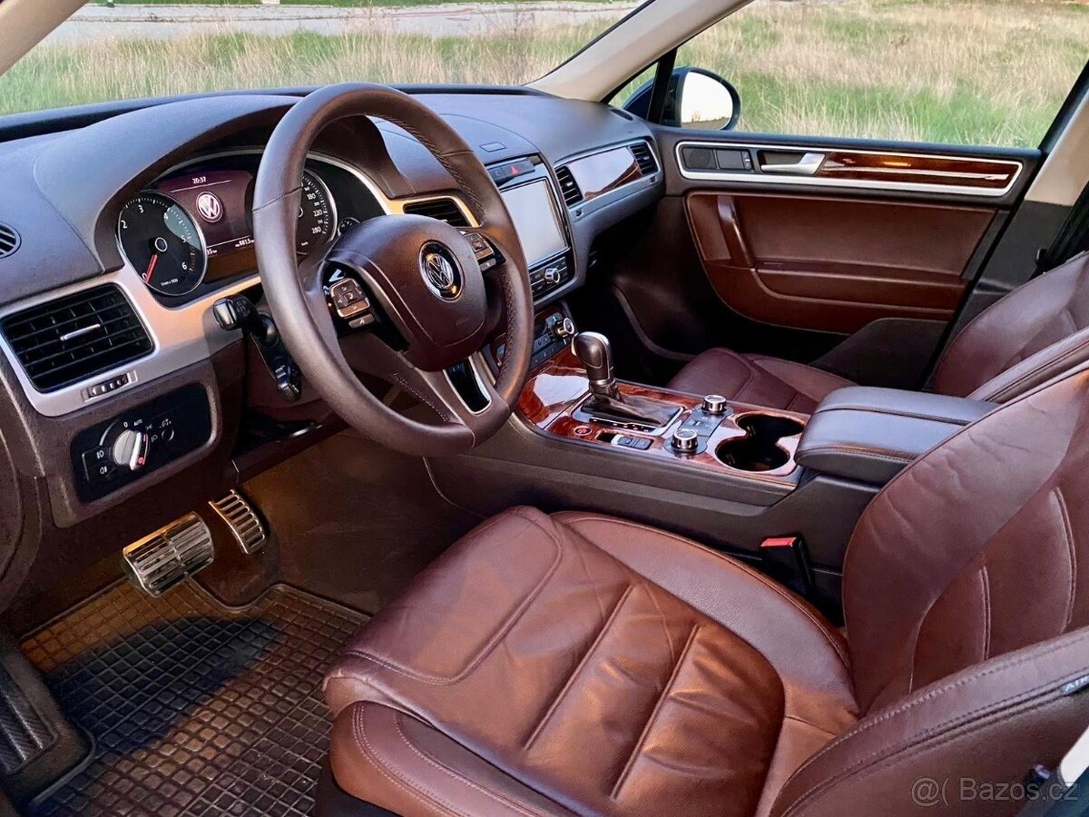 volkswagen-touareg-4-2-tdi-v8-koupeno-cr - 7