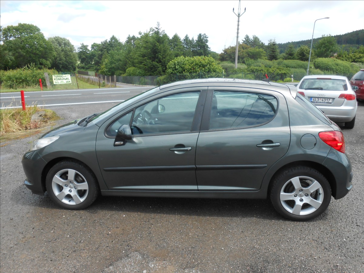 peugeot-207-1-4-i-16v-klima-serviska - 4