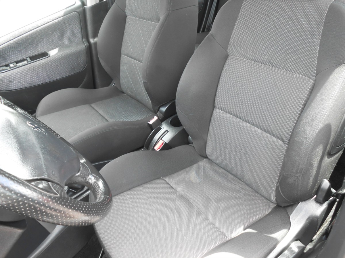 peugeot-207-1-4-i-16v-klima-serviska - 7