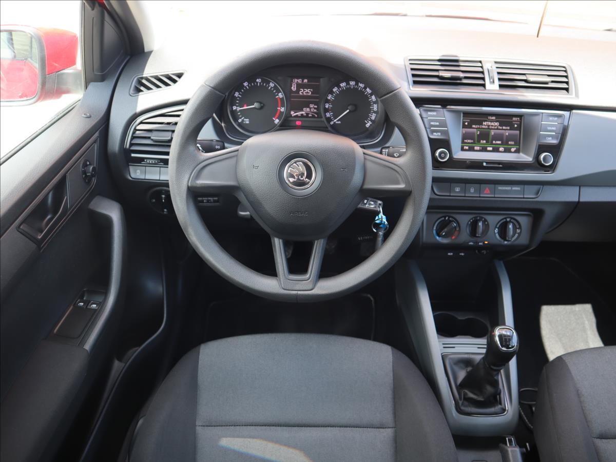 skoda-fabia-1-0-mpi-active-klima - 8