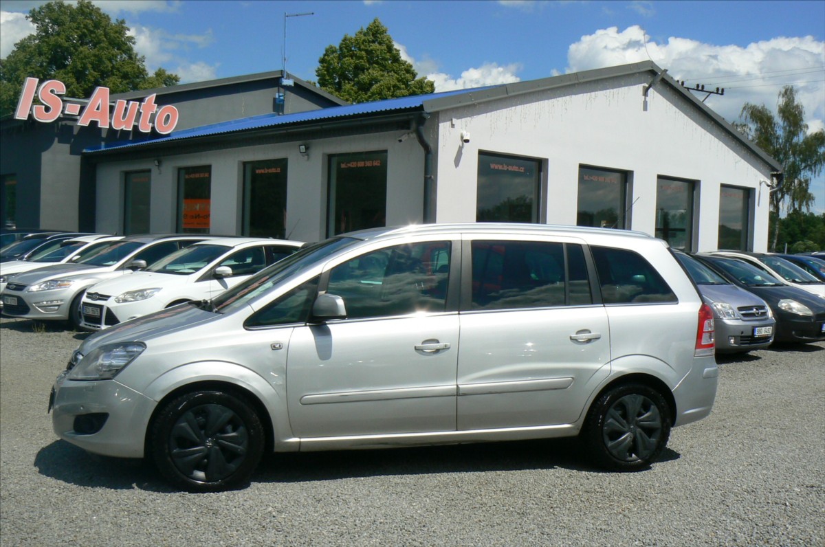 Opel Zafira 1,7 CDTI  7 MÍST