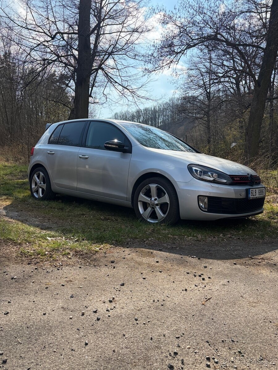 Volkswagen Golf 1,4   tsi 118kw highline