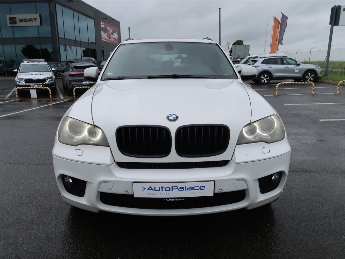 bmw-x5-3-0-xdrive-30d-m-paket - 3