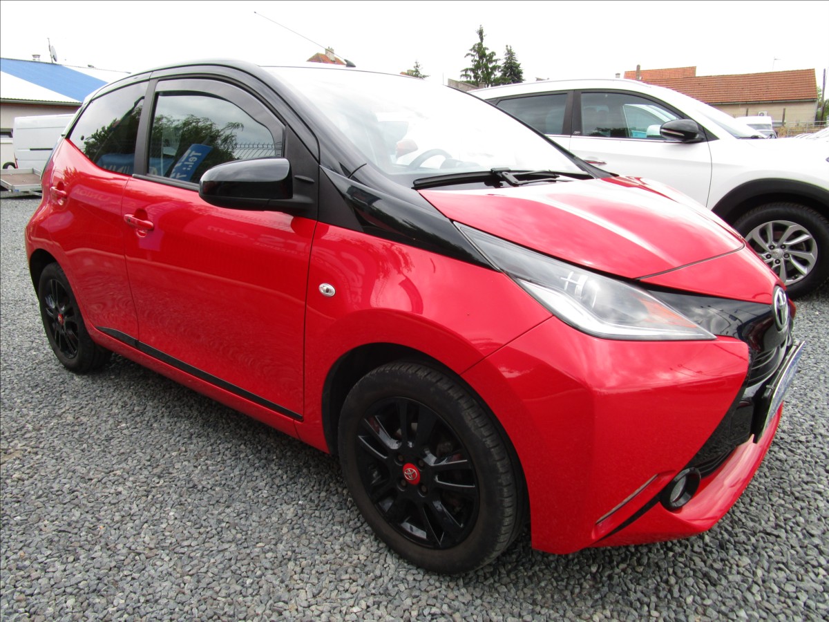 toyota-aygo-1-0vvt-i-aut-klima - 2