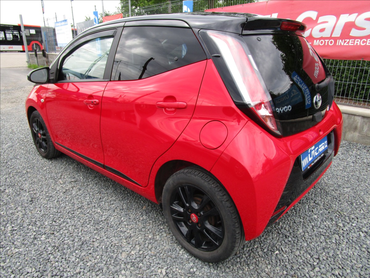 toyota-aygo-1-0vvt-i-aut-klima - 5