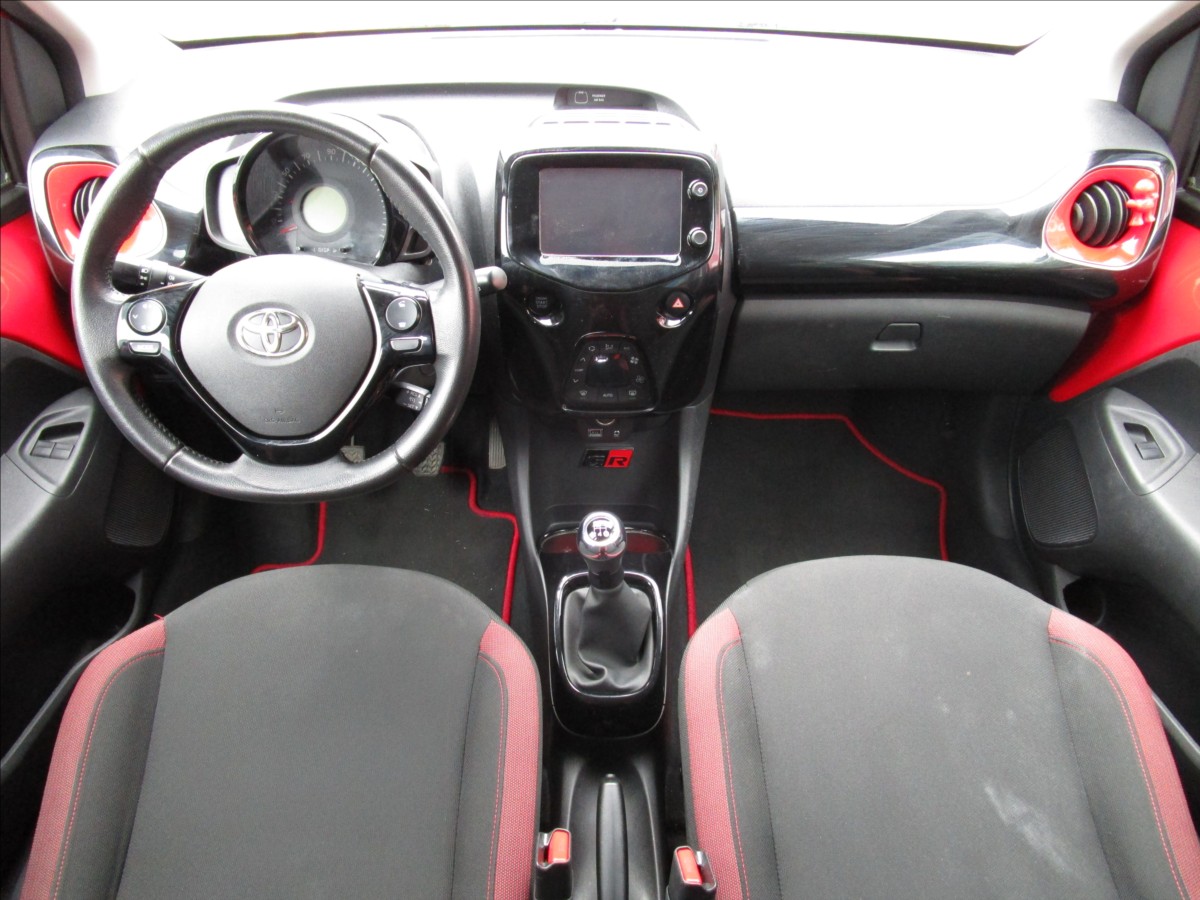 toyota-aygo-1-0vvt-i-aut-klima - 6