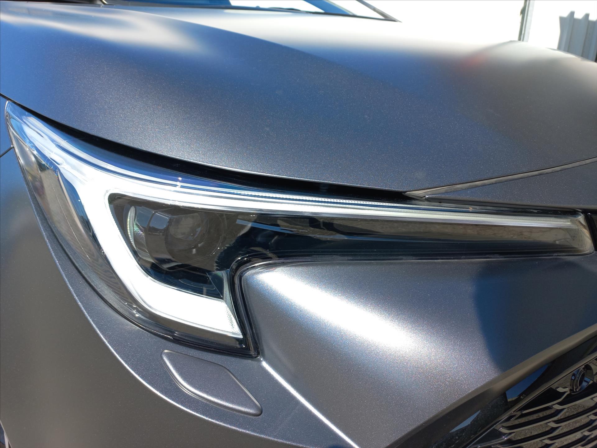 toyota-corolla-2-0-hybrid-e-cvt-178k-ts-gr-sport - 4