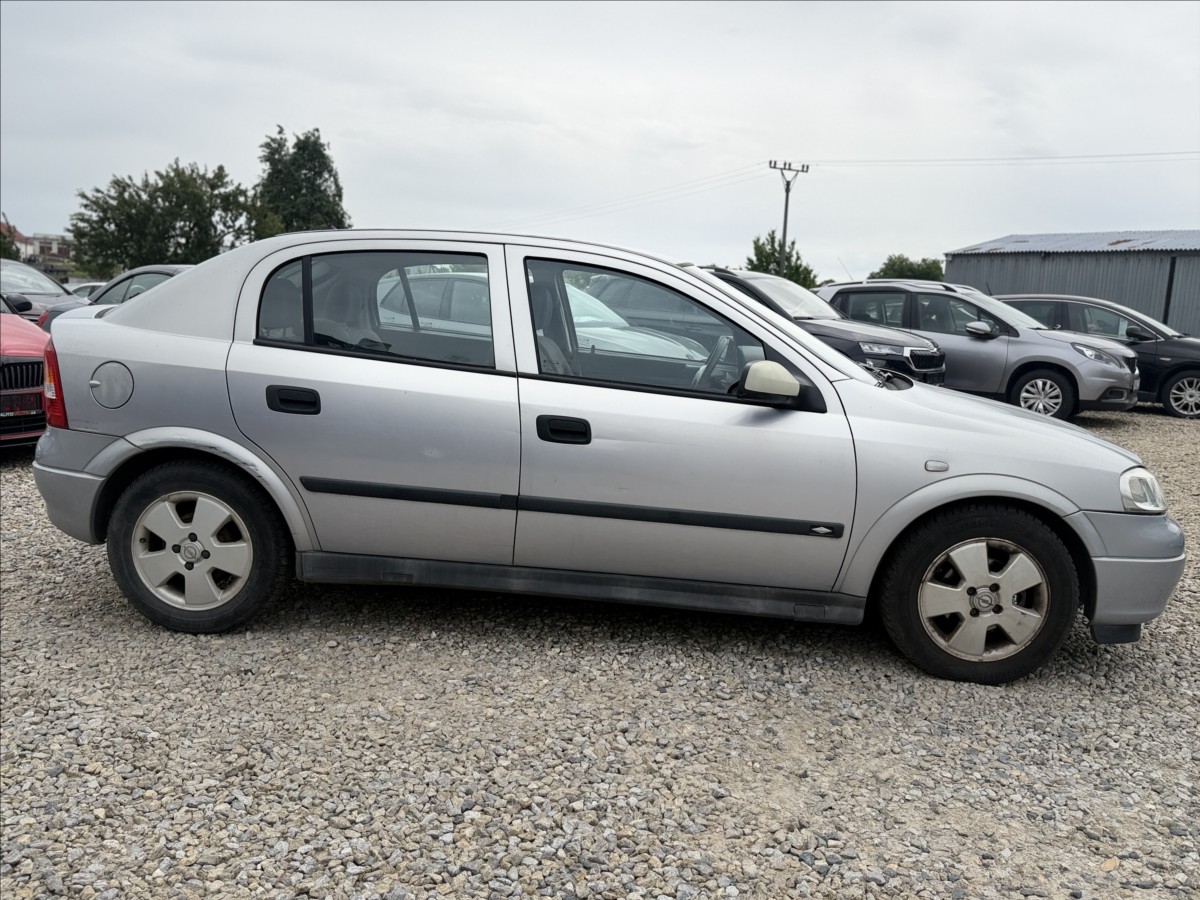 opel-astra-1-6-16v-74tkm-digiklima - 3