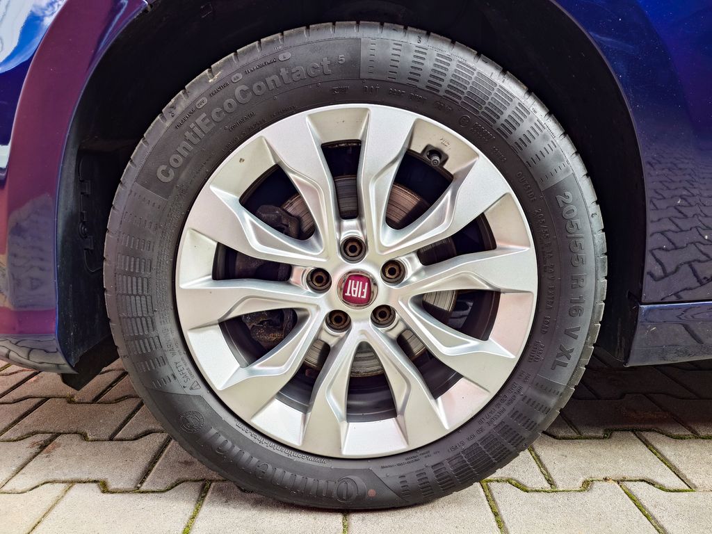 fiat-tipo-lounge-1-6-e-torq-evo-81-kw - 9