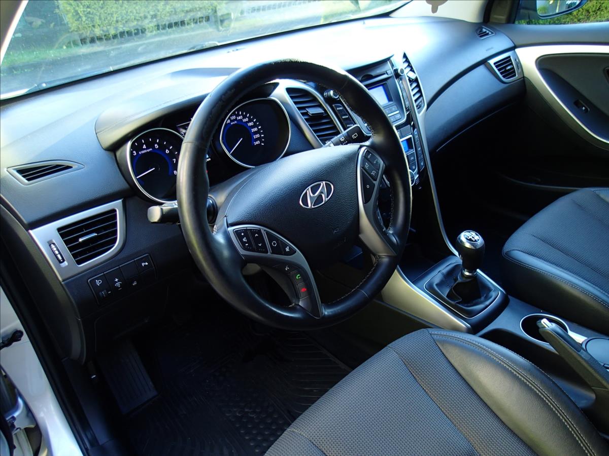 hyundai-i30-1-6-cr-klima-nove-stk - 6