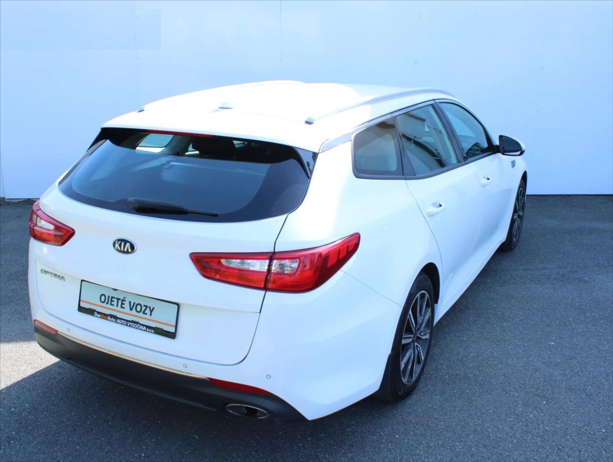 kia-optima-1-6-crdi-7dct-business-line - 4