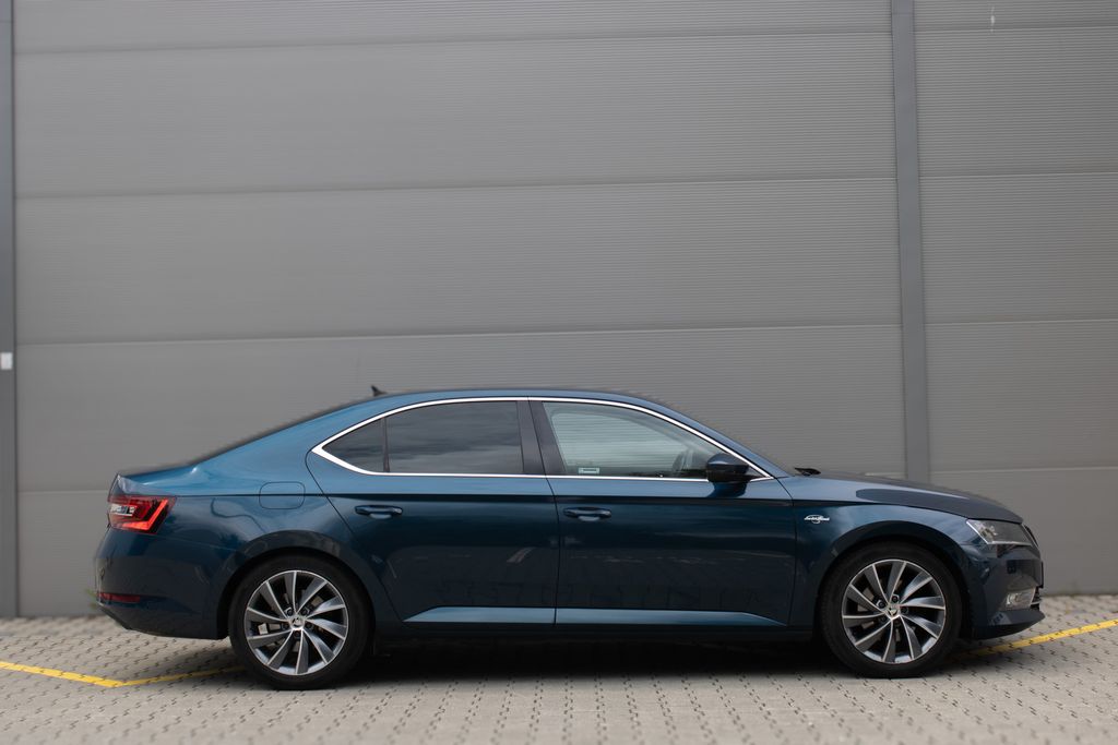 skoda-superb-laurin-klement-nove-rozvody-servisovano - 3