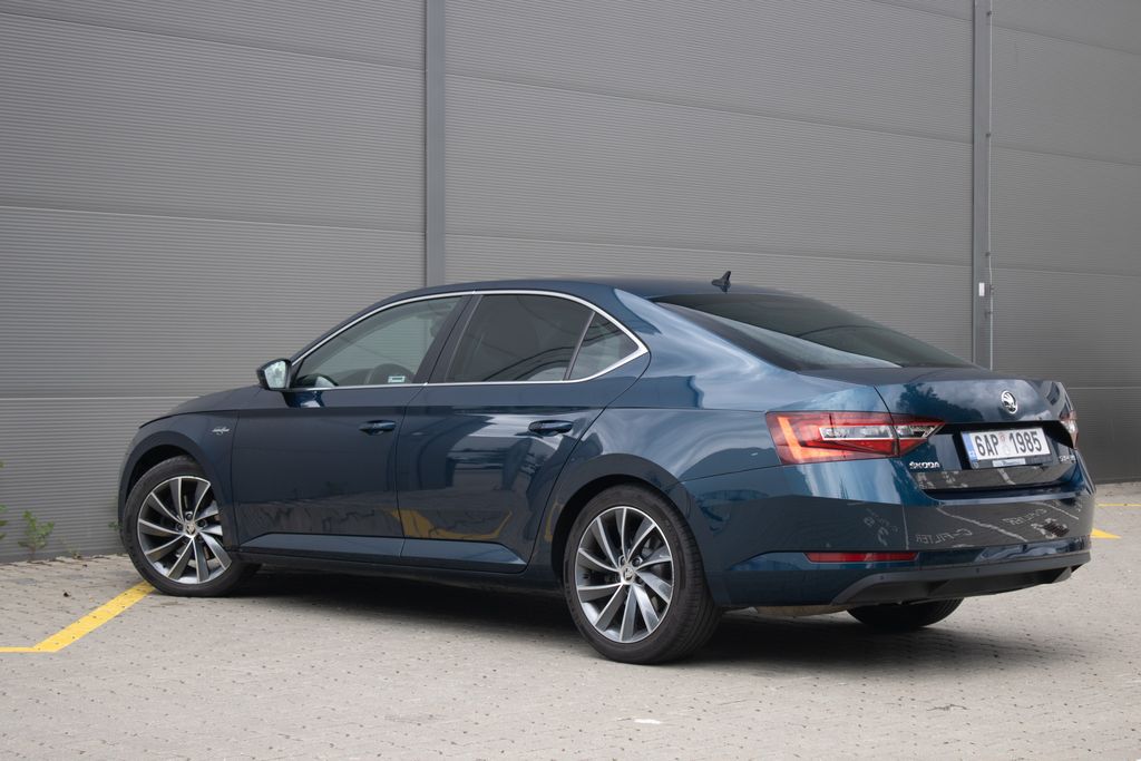 skoda-superb-laurin-klement-nove-rozvody-servisovano - 6