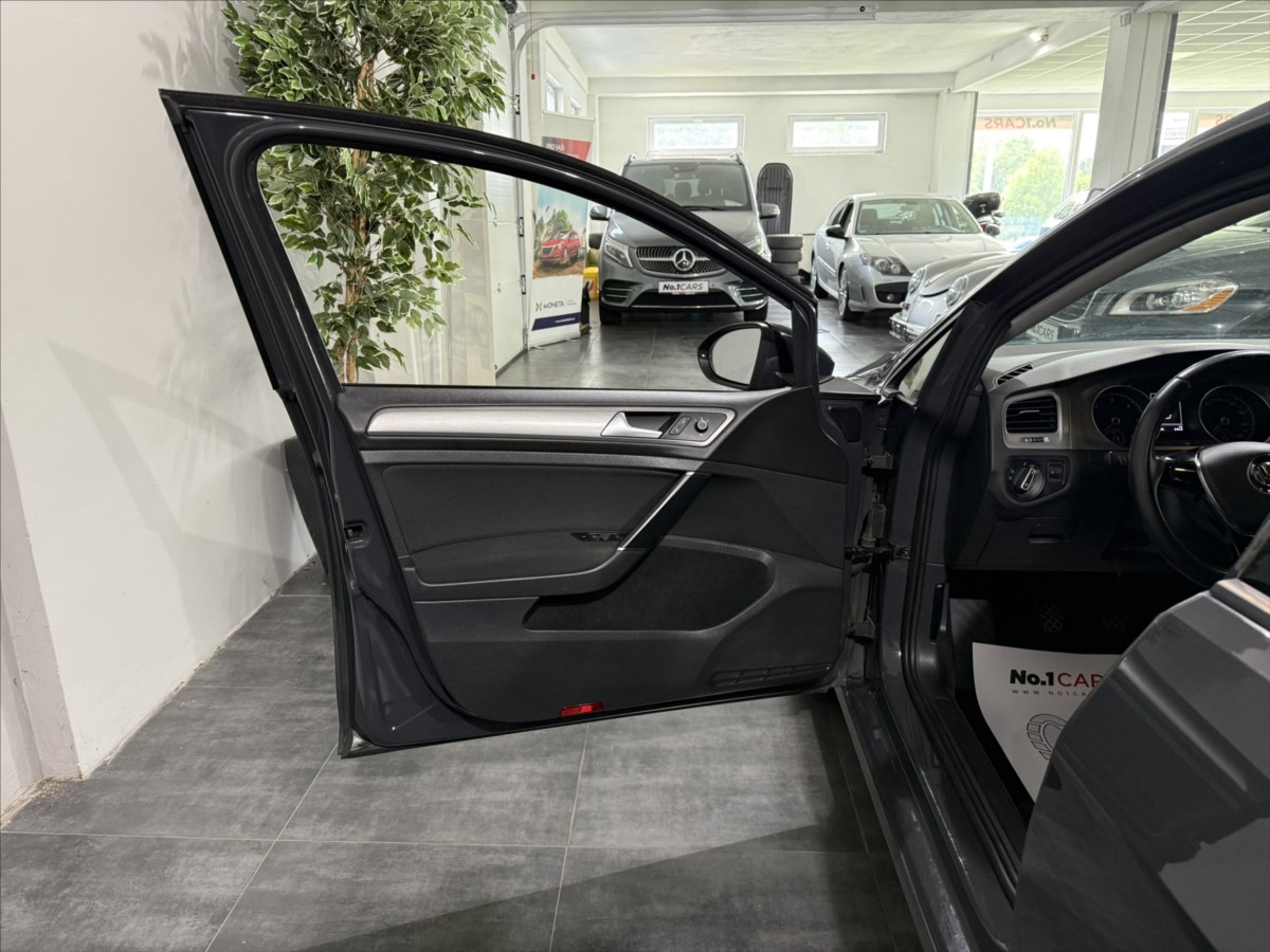 volkswagen-golf-2-0-tdi-110kw-navi-sport-alu - 5
