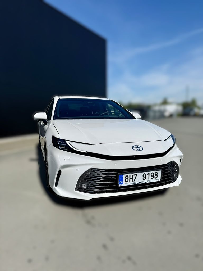 toyota-camry-executive - 2