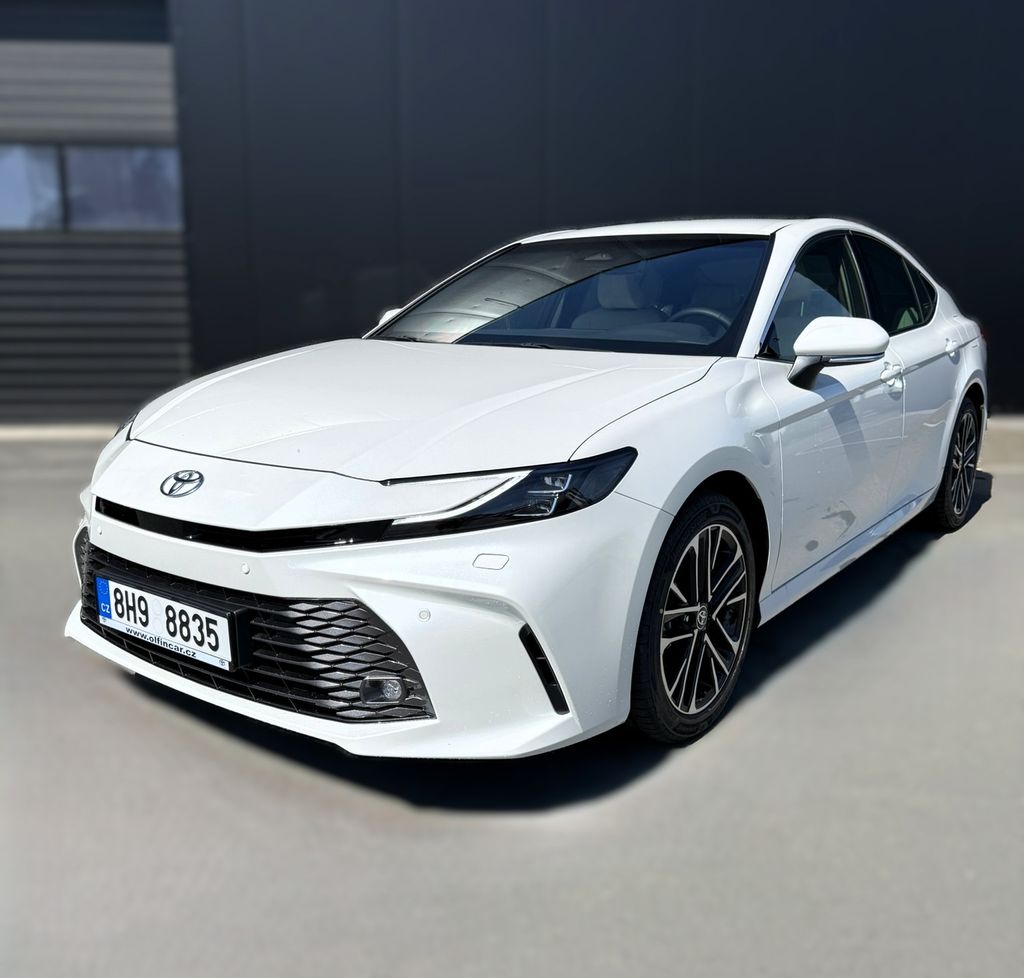 Toyota Camry Prestige