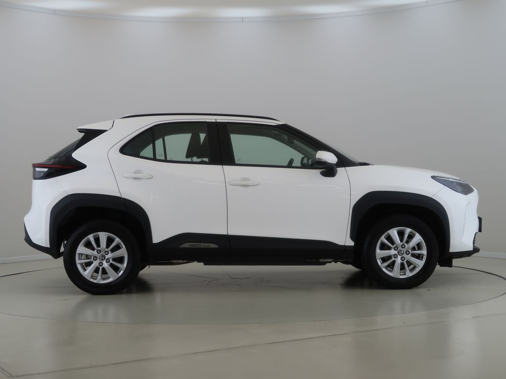 toyota-yaris-cross-1-5hybrid-4x4-1maj-comforttech - 3