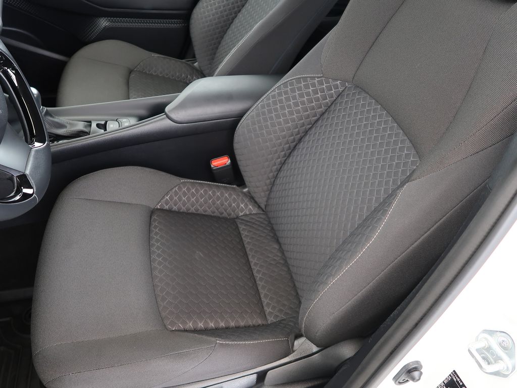 toyota-c-hr-1-8hybrid-1maj-comfortbusiness - 8