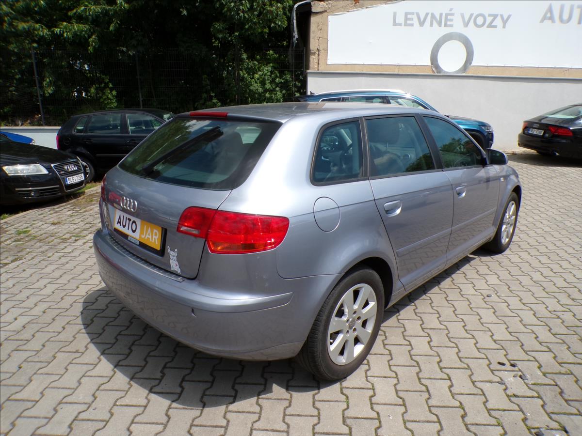 audi-a3-1-6-i-digi-klima - 4