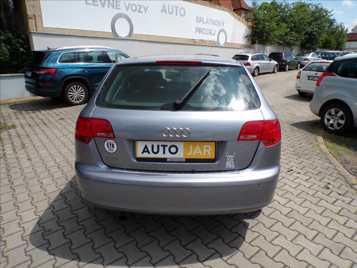 audi-a3-1-6-i-digi-klima - 5