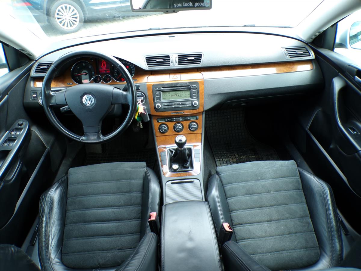 volkswagen-passat-2-0-tdi-highline-xenony - 6