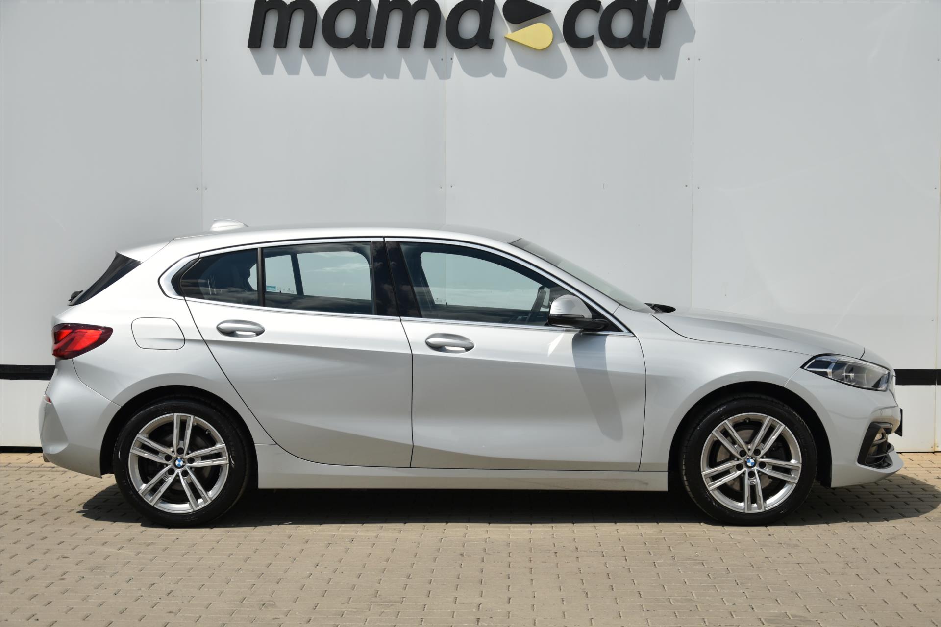 bmw-rada-1-118d-110kw-navigace-dph-cr - 7