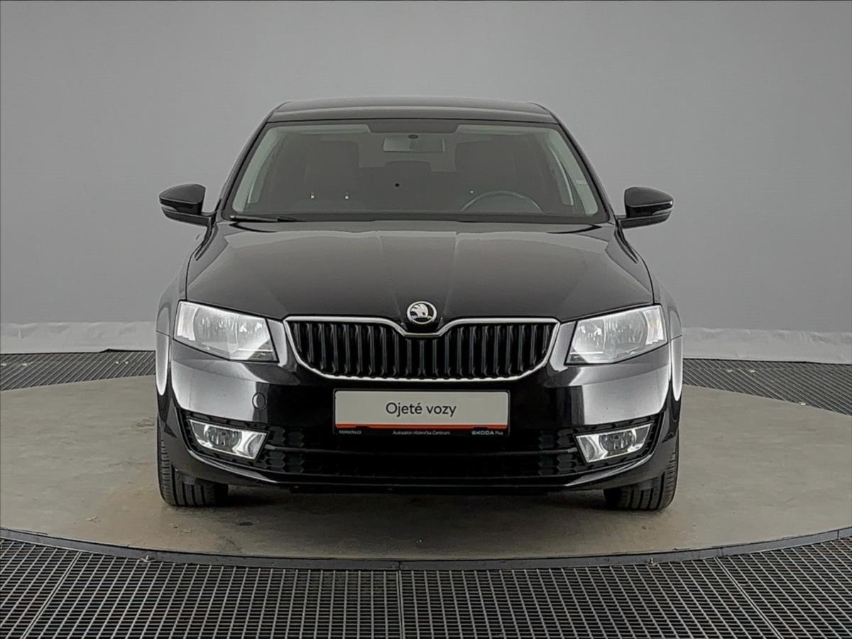 skoda-octavia-1-6-tdi-ambition-plus - 3