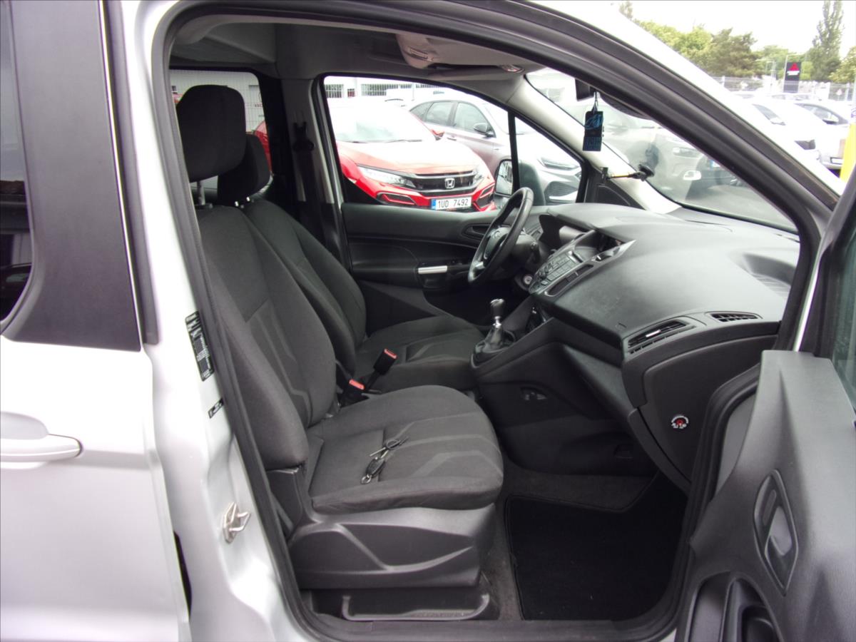 ford-tourneo-1-6-tdci-connect - 8