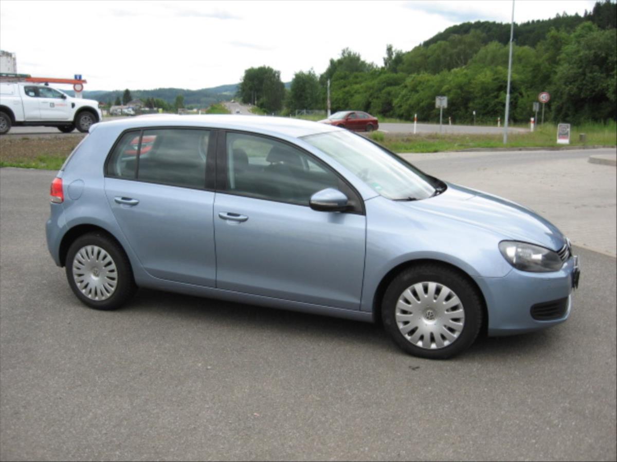 volkswagen-golf-1-2-tsi - 3