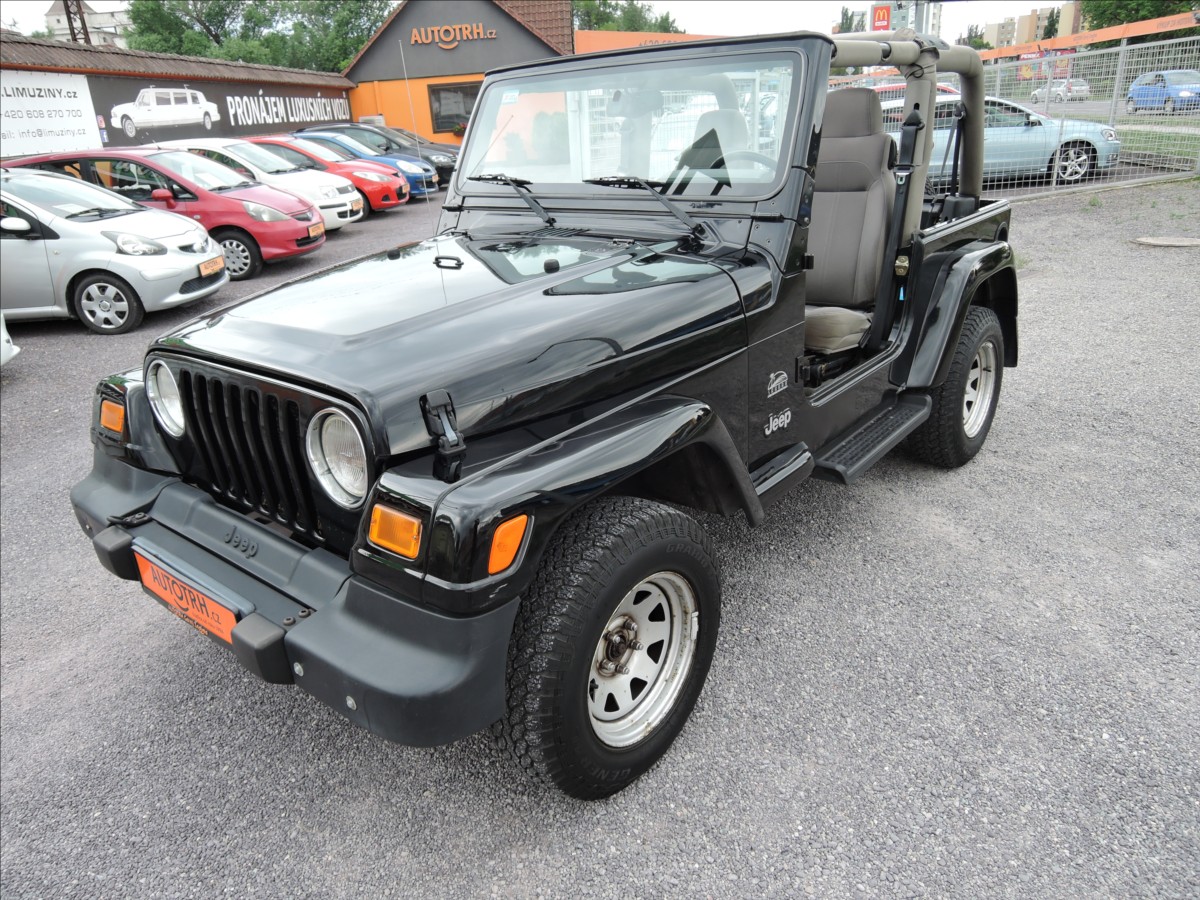 jeep-wrangler-4-0-i-4x4-sahara-klima-webasto - 2