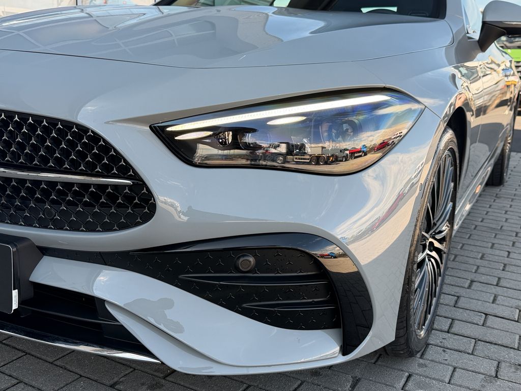 mercedes-benz-cle-300-4matic-amg-cabrio - 8