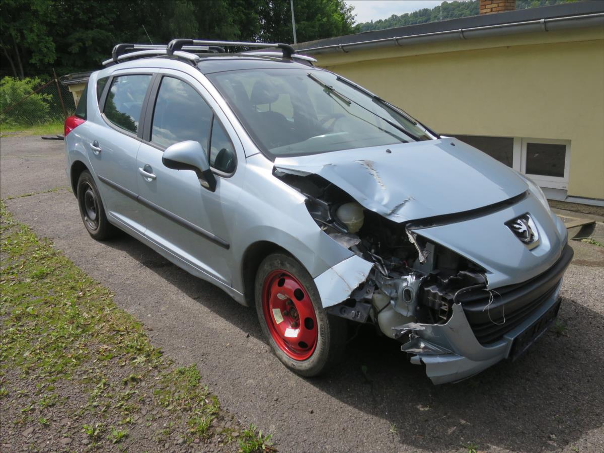 peugeot-207-1-6-hdi - 3