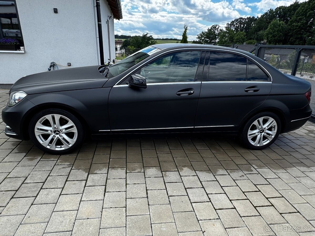 mercedes-benz-tridy-c-1-6-w204-c-180-blueefficiency - 8