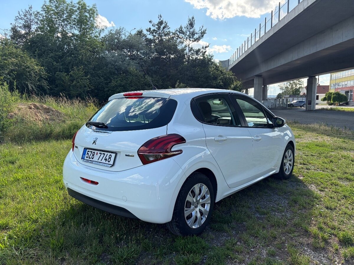 peugeot-208-1-2-60kw-2017 - 3