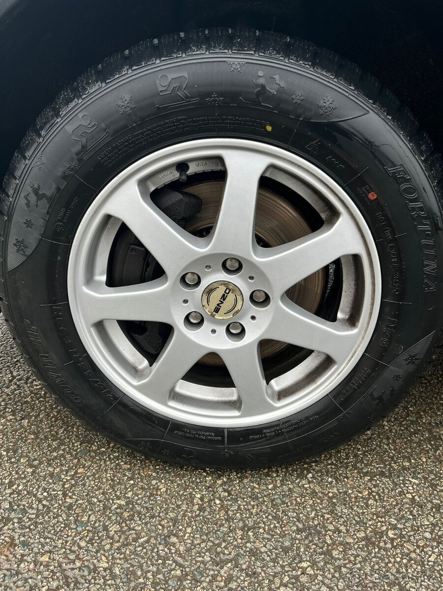 volvo-xc70-2-4-d4-awd-158kw - 5