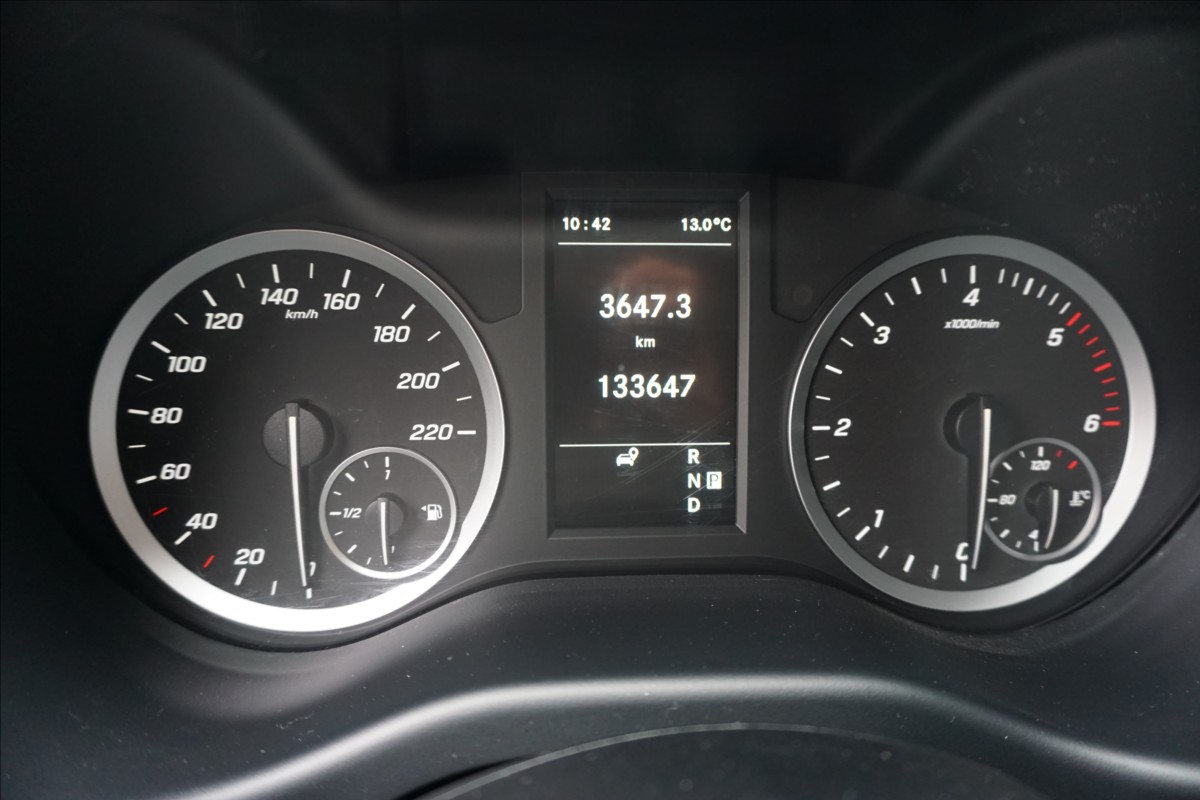 mercedes-benz-vito-2-0-119-vts-4m-cz-serviska - 8