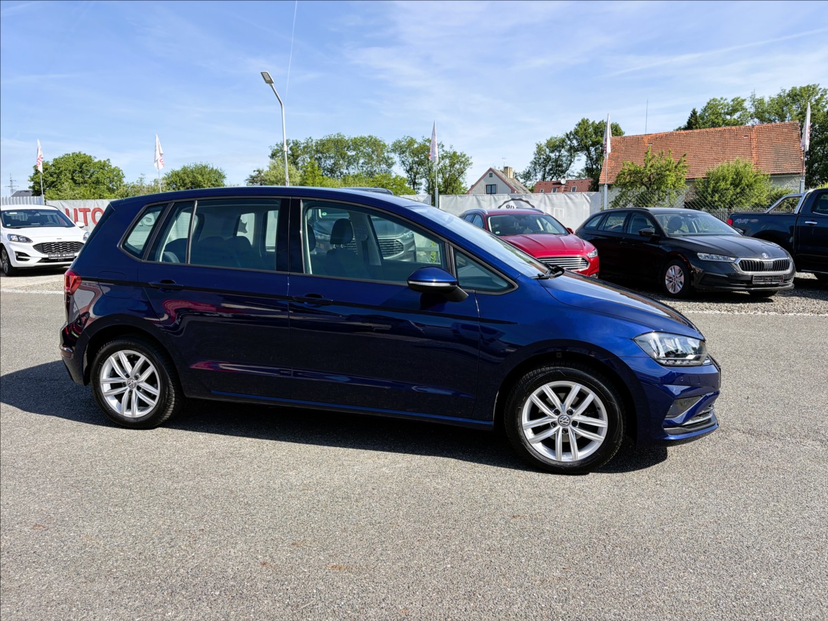 volkswagen-golf-sportsvan-1-0-tsi-81kw-1-maj-tz - 2