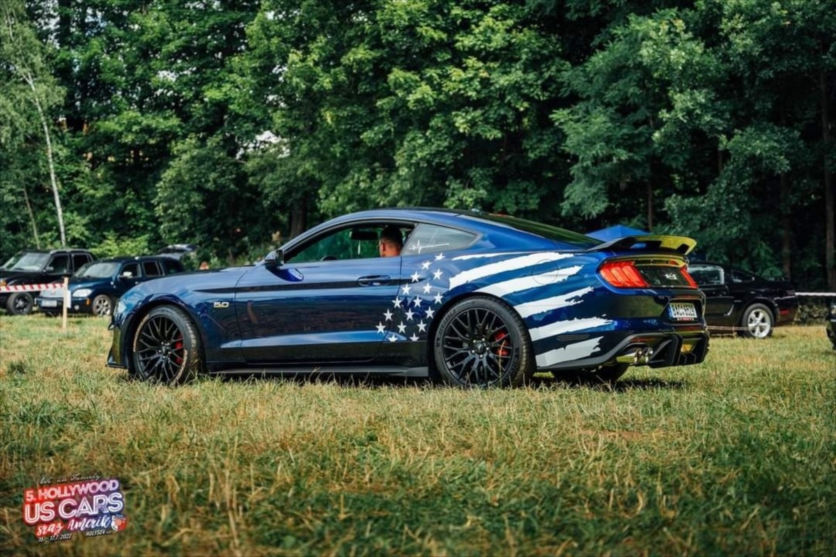 ford-mustang-5-0-vi-facelift-coupe-gt - 1