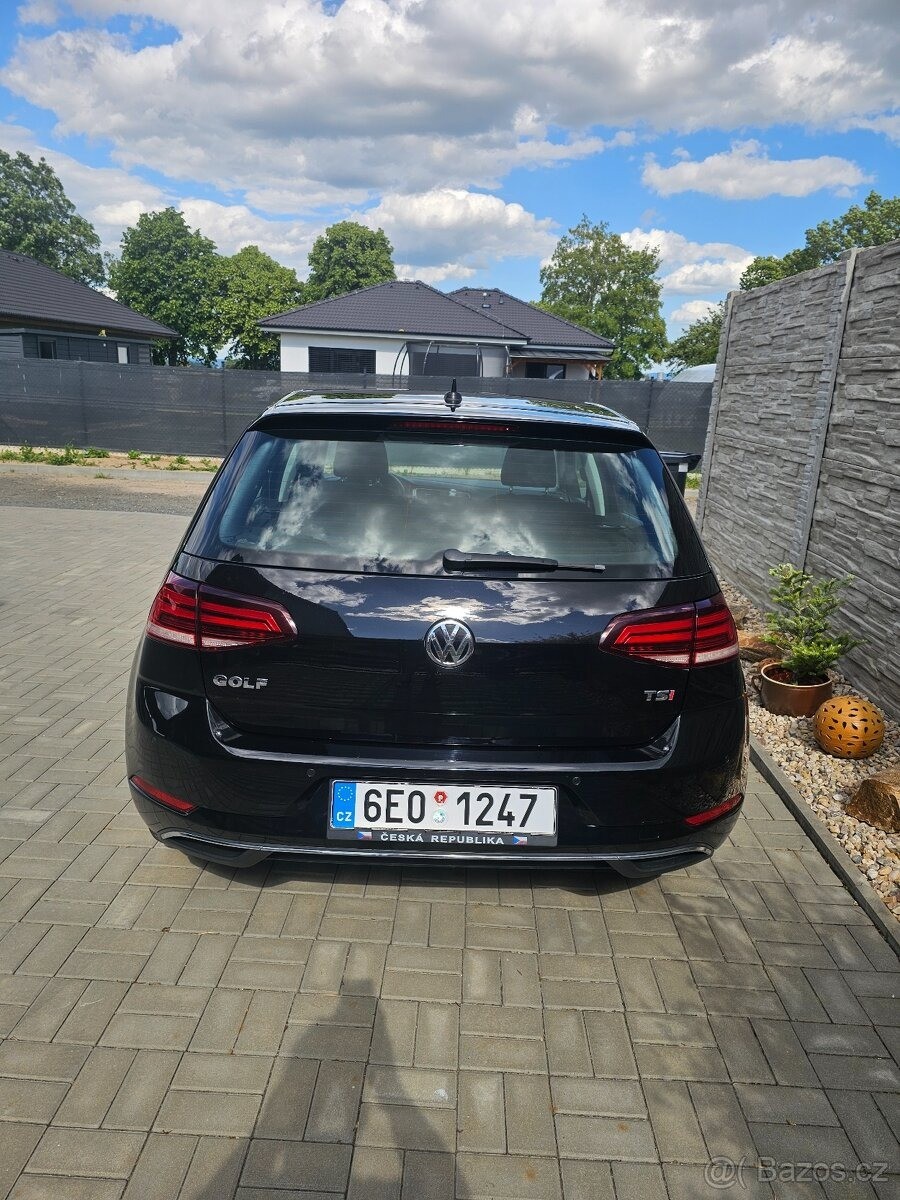 volkswagen-golf-1-4-7-tsi-r-v-2017 - 5