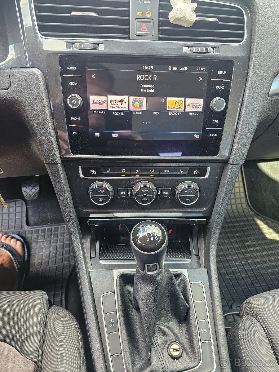 volkswagen-golf-1-4-7-tsi-r-v-2017 - 8
