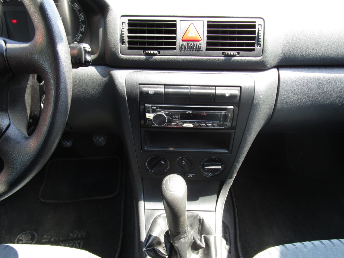 skoda-octavia-1-9tdi-tour-klima - 8